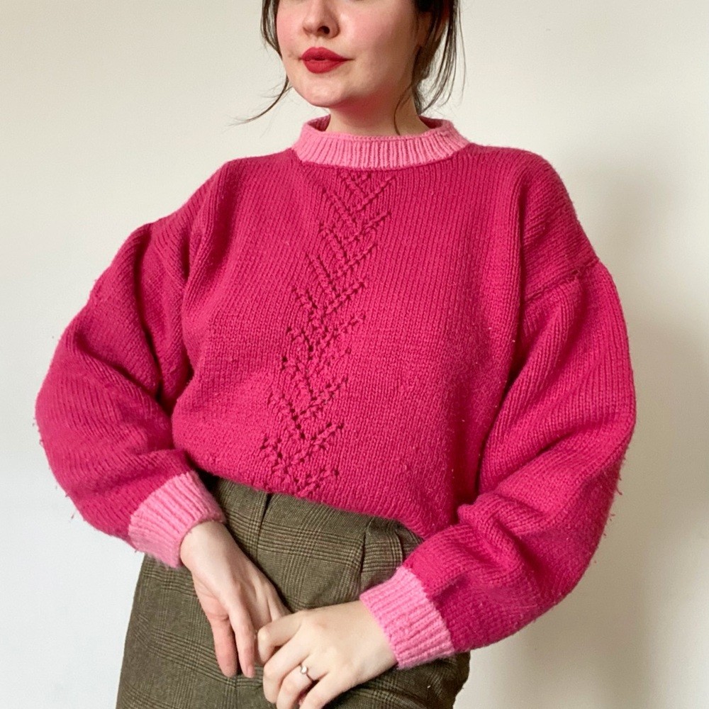 Gorgeous VTG Handknit Sweater